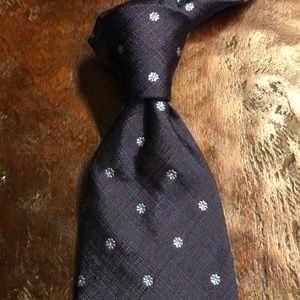 Barney’s New York. Handmade Silk Tie